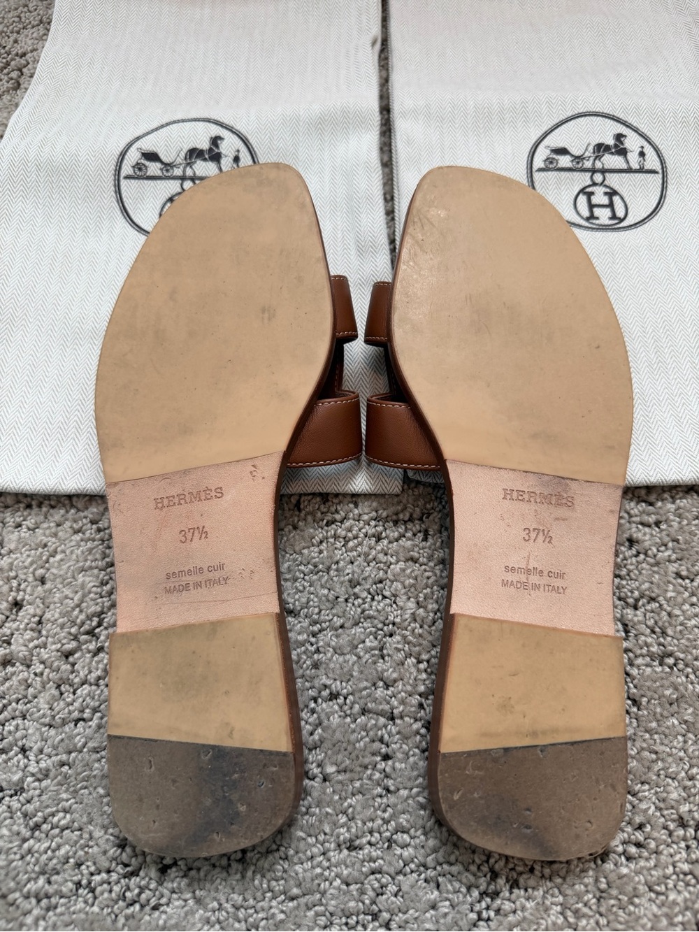 Authentic Hermès Oran Tan Leather Slide Sandals Sz 37.5 - Picture 2 of 8